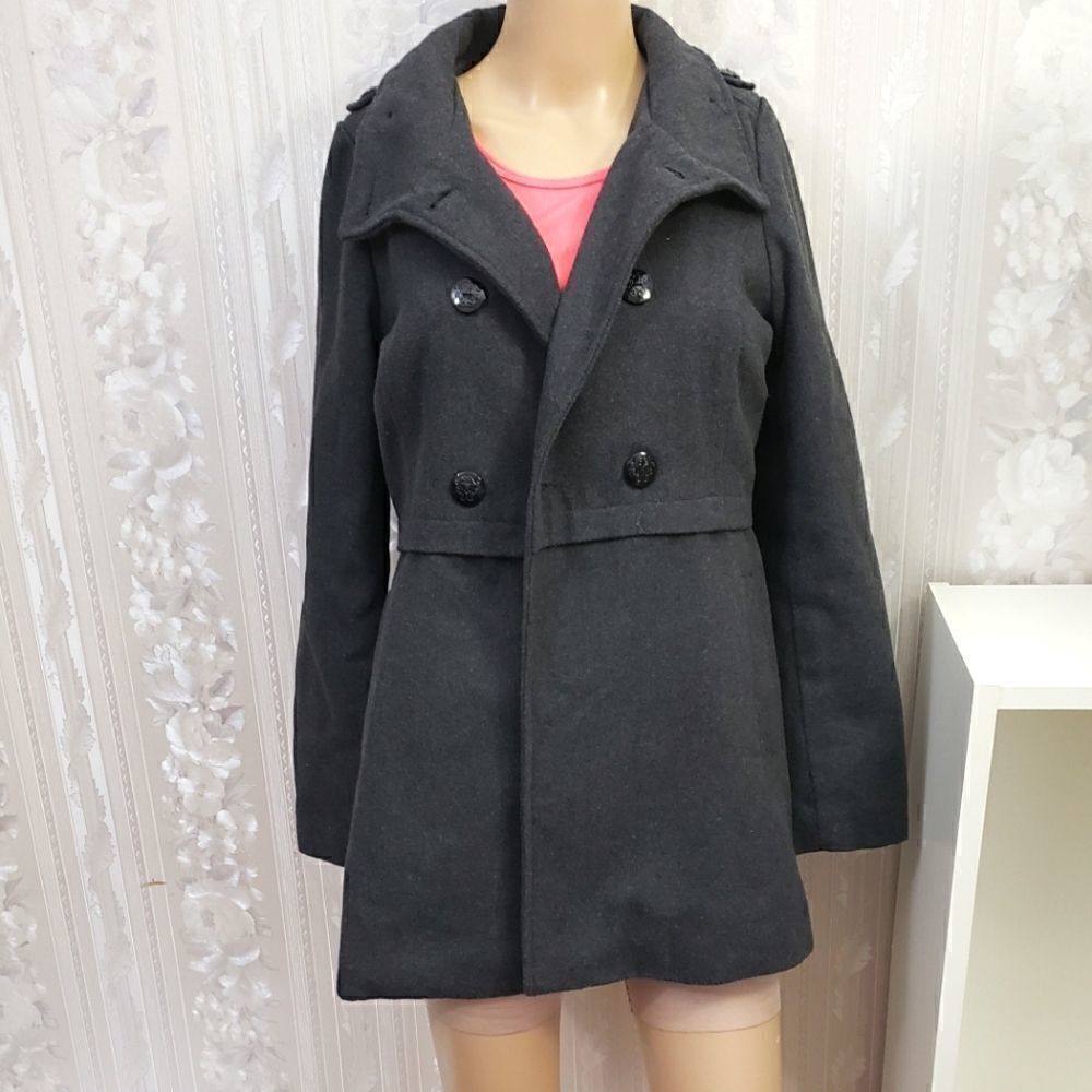 Jessica Simpson peacock coat 